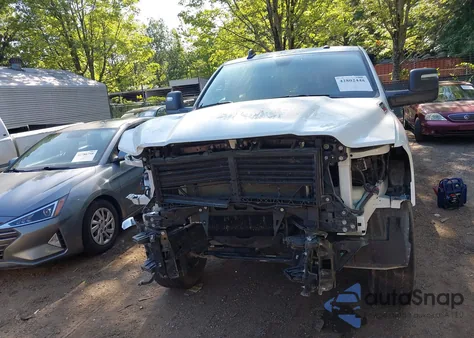 2024 Ram 2500 Tradesman 4X4 6'4 Box z USA, uszkodzony, nr VIN 3C6UR5CJ8RG138071